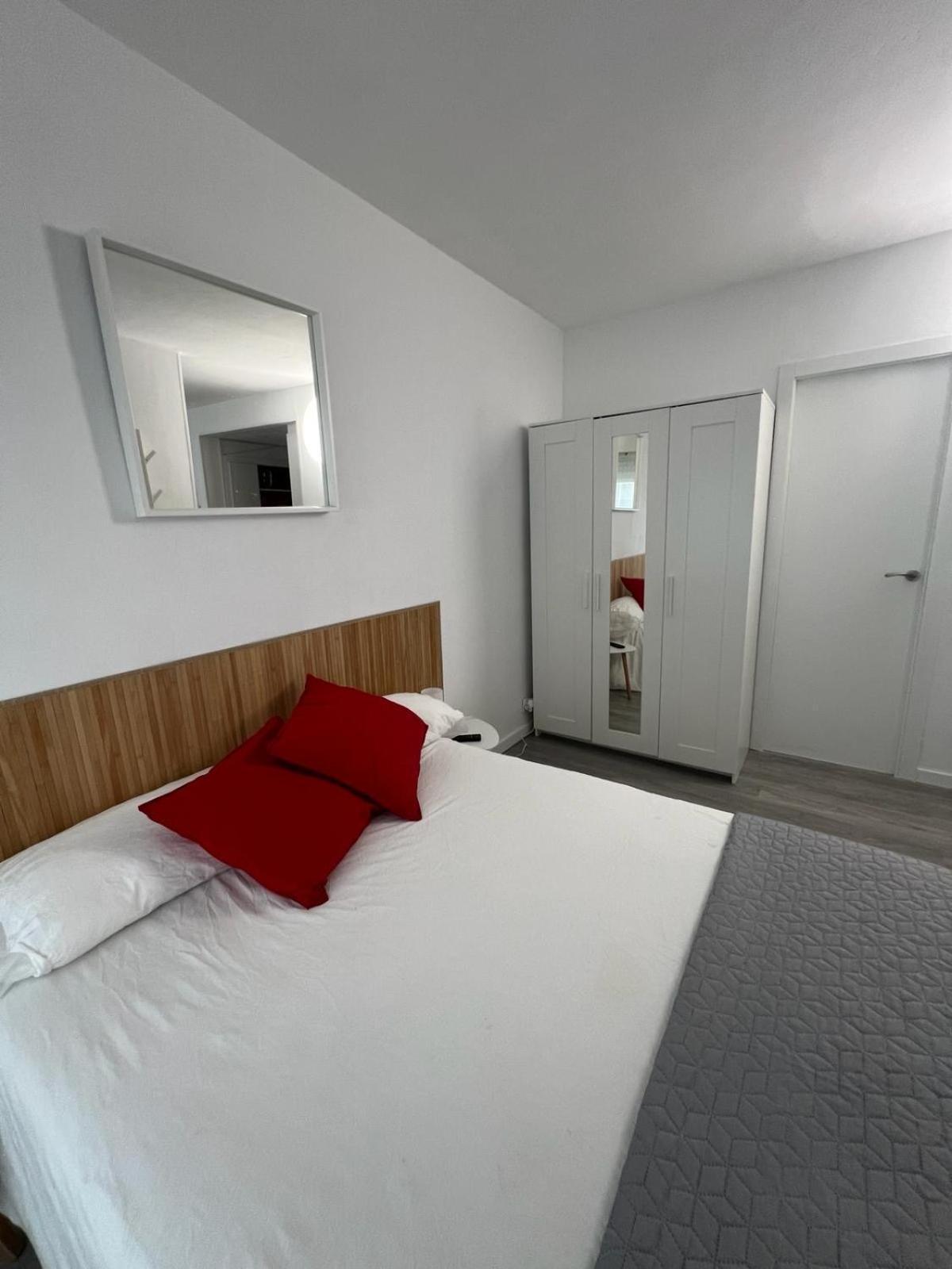 Apartamiento Vista Al Mar - Holiday Center En Roses Ngoại thất bức ảnh